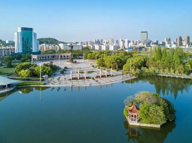芜湖_2025天天彩全年免费资料,小心诠释、全面解答与解释